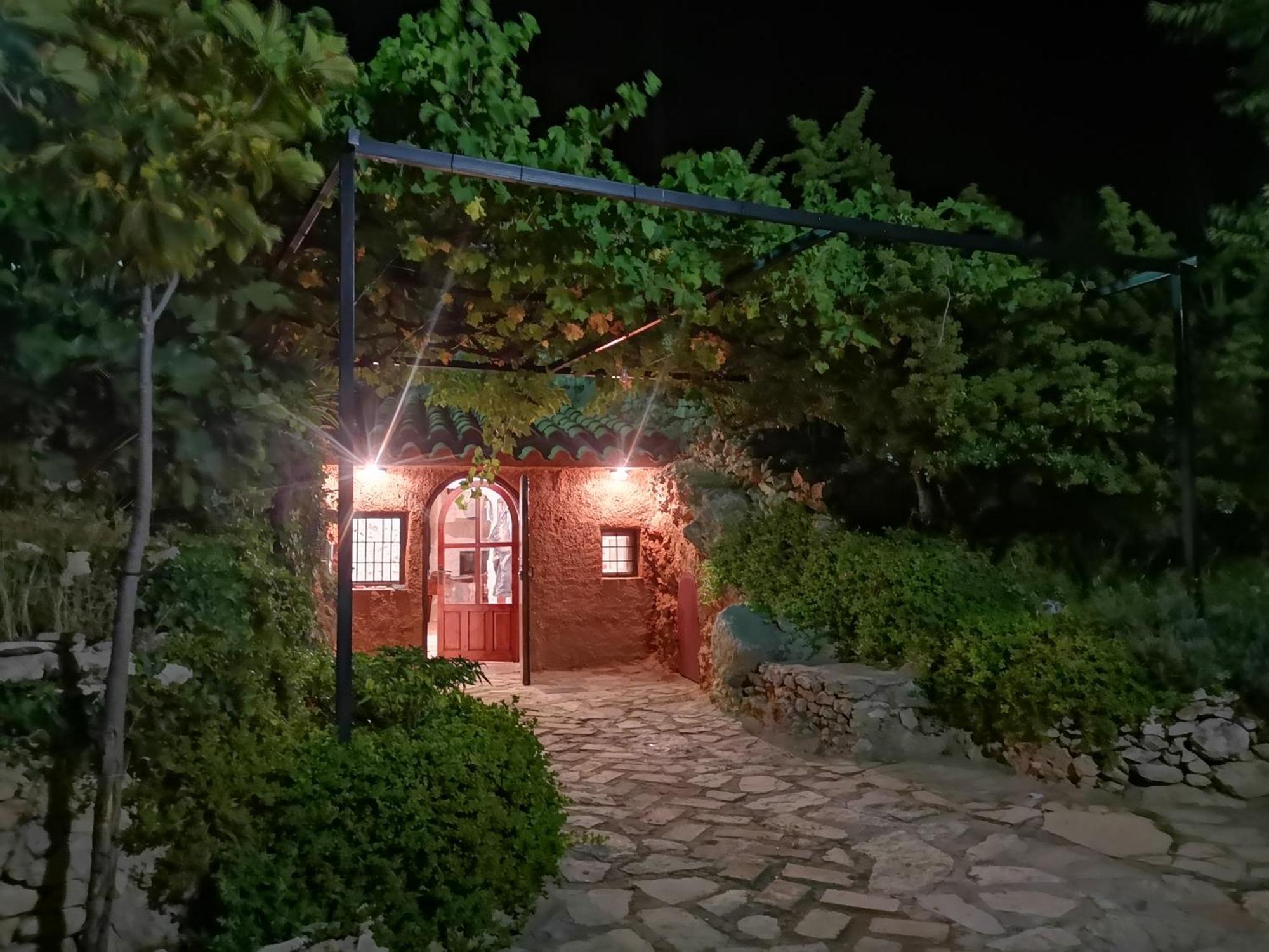 בית הארחה Pegalajar 	Cueva El Parral מראה חיצוני תמונה